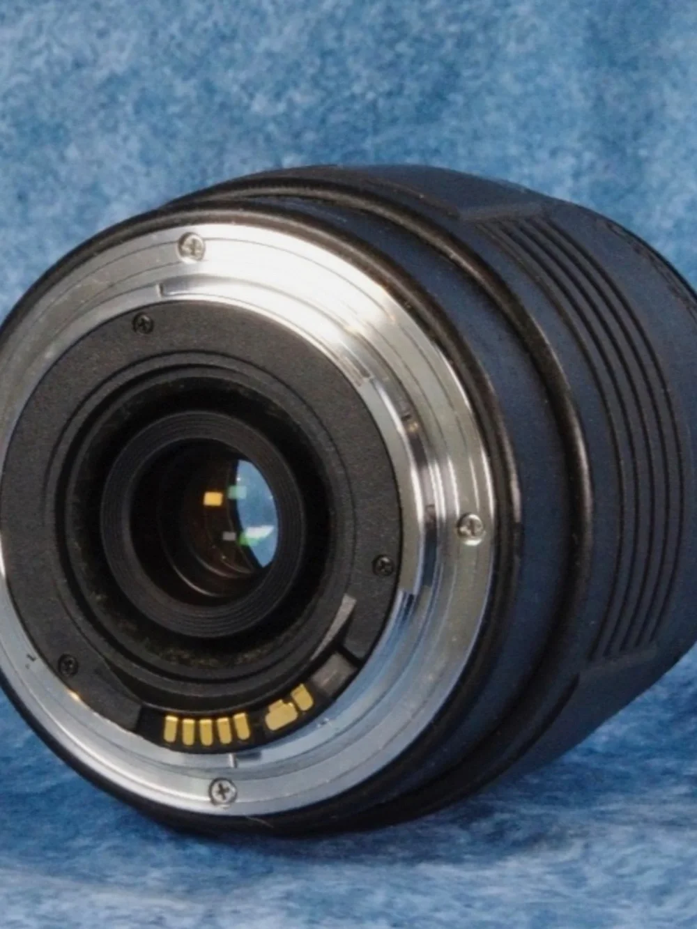 Sigma UC Zoom Multi-Coated 70-210mm f/1:4-5.6 - Canon Mount - Read